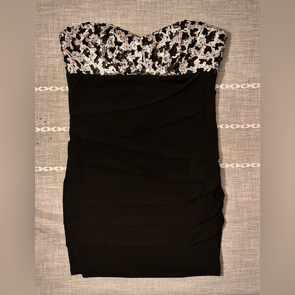 Vintage Y2K City Triangles Club/Party Mini Body Con Dress